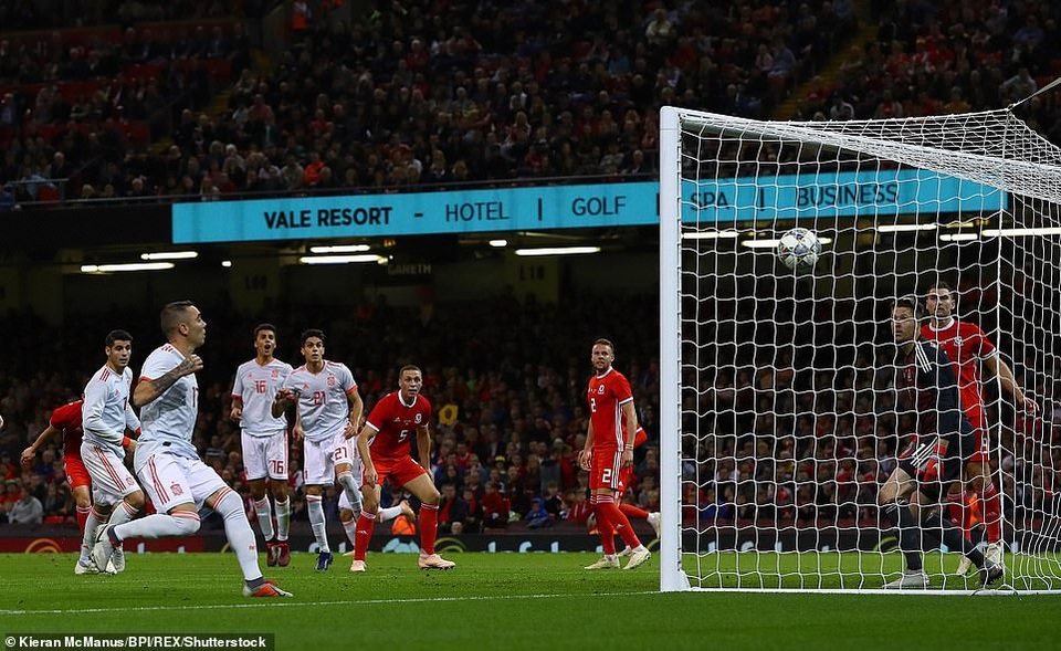 
Bàn thắng danh dự được ghi ở phút 89 của Wales
