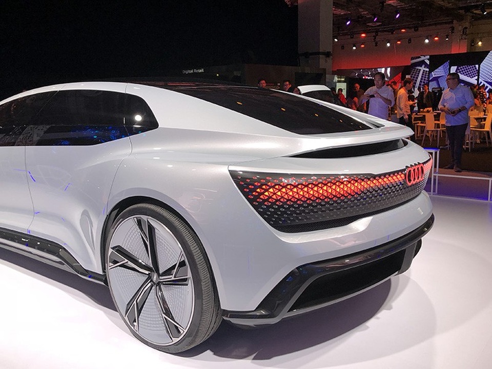 Xe tự hành của Audi ra mắt thị trường Đông Nam Á - 7 Xe tự hành của Audi ra mắt thị trường Đông Nam Á - 7