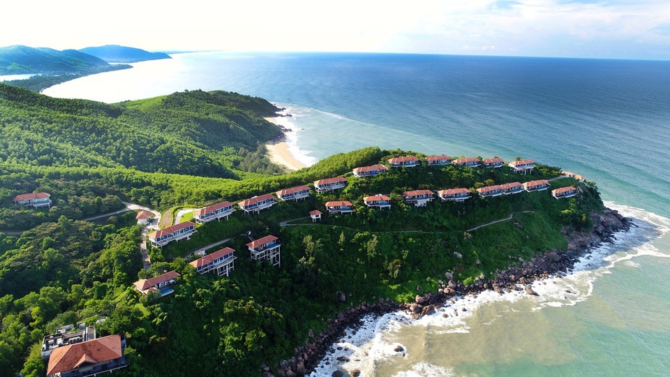 Khu biệt thự biển Banyan Tree Residences Lăng Cô với thế tọa sơn nghinh thủy độc đáo