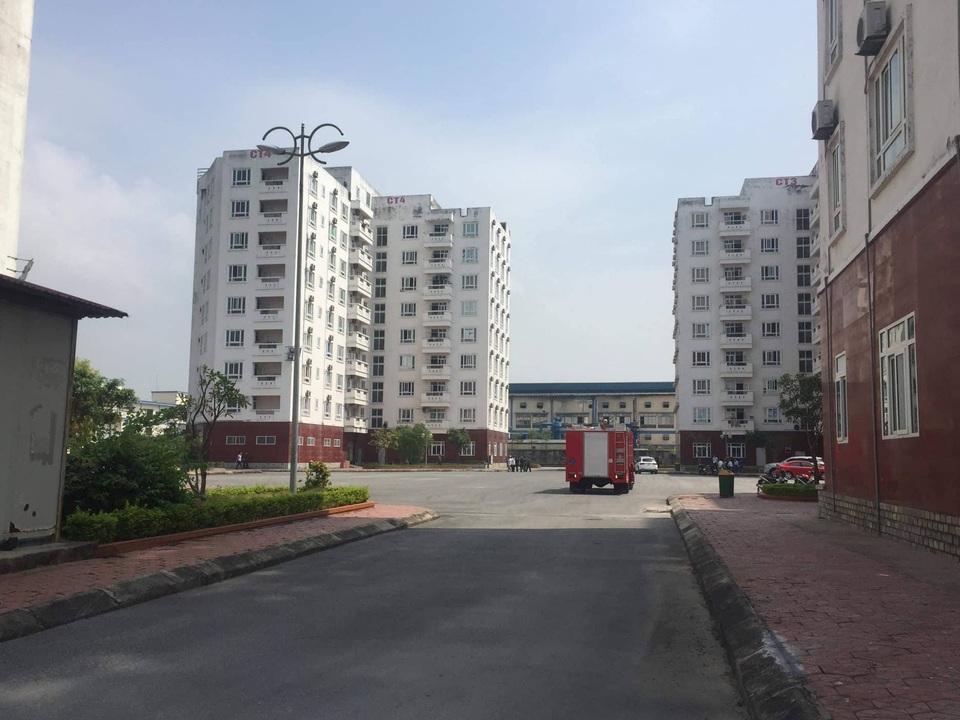 Tháo gỡ an toàn 6 quả mìn được cài đặt tại cây ATM - 1
Mìn được cài đặt trong cây ATM đặt tại chung cư của công nhân công ty than Nam Mẫu