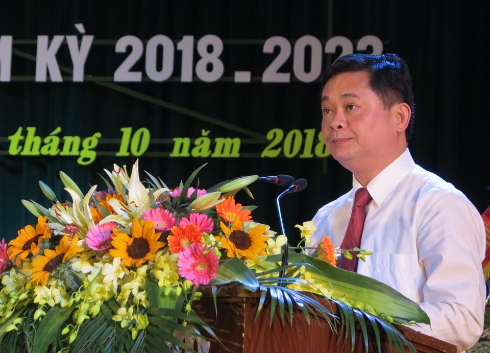 Tân chủ tịch tỉnh Nghệ An: “Không thành công nào mà không đánh đổi bằng mồ hôi, nước mắt” - 4 Không có thành công nào là không đánh đổi bằng mồ hôi và nước mắt đó là những lời nhắn nhủ tâm huyết của Chủ tịch UBND tỉnh Nghệ An đến các bạn sinh viên.