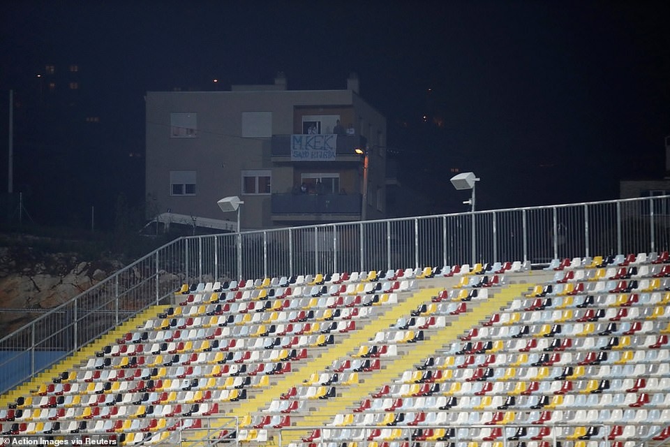 Đội tuyển Anh bất phân thắng bại với Croatia - 3
Đây là án phạt của UEFA với đội tuyển Croatia từ vòng loại World Cup 2018