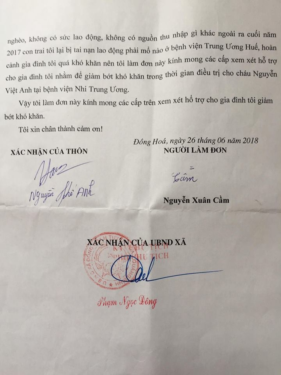 Bố tai nạn, mẹ đi lấy chồng, tính mạng bé 9 tuổi bị đe dọa từng ngày vì ung thư hạch - 4 Bố tai nạn, mẹ đi lấy chồng, tính mạng bé 9 tuổi bị đe dọa từng ngày vì ung thư hạch - 4