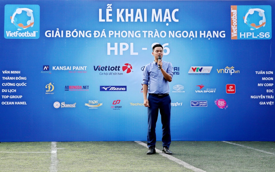 Giải bóng đá phong trào HPL-S6 khốc liệt ngay ngày khai mạc - 6
Lễ khai mạc HPL-S6 diễn ra khá sôi động