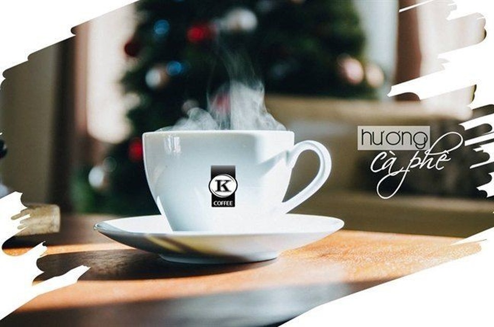 CEO Phan Minh Thông: “K – Coffee cùng nông dân làm cà phê chuẩn quốc tế UTZ và BRC” - 4 Người Việt có quyền, khi gọi ly cà phê thì uống đúng cà phê thật, anh Thông nói.
