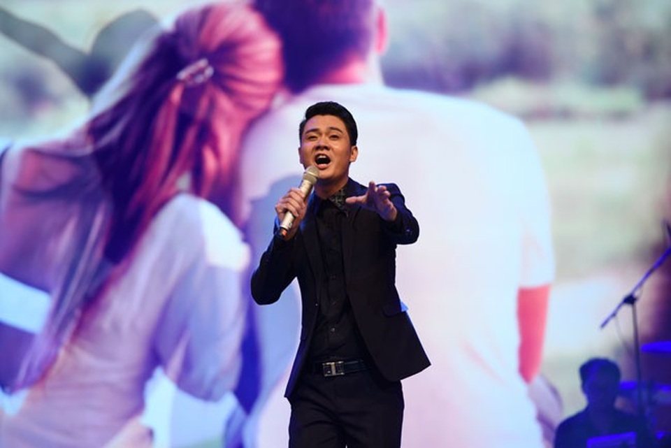 “Soái ca” Giọng hát hay Hà Nội diễn tình tứ với Huyền Yoko - 3 Nam ca sĩ điển trai ra MV đầu tay ngay sau cuộc thi Giọng hát hay Hà Nội.