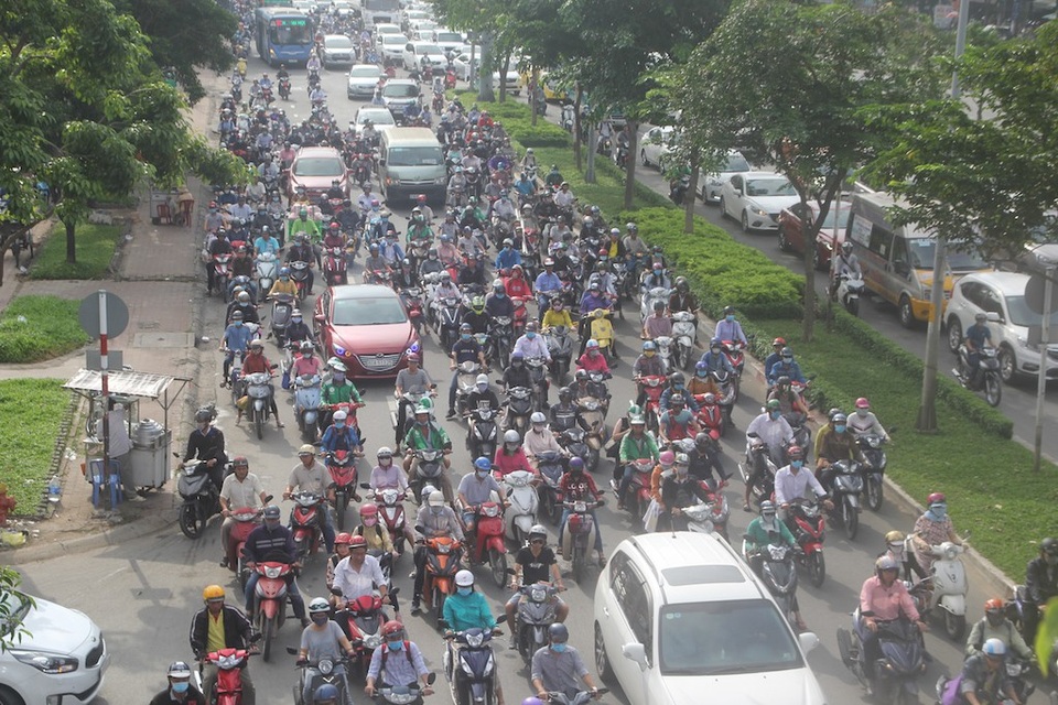 Giao thông Sài Gòn rối loạn khi "mất" hầm Thủ Thiêm - 7 Giao thông Sài Gòn rối loạn khi "mất" hầm Thủ Thiêm - 7