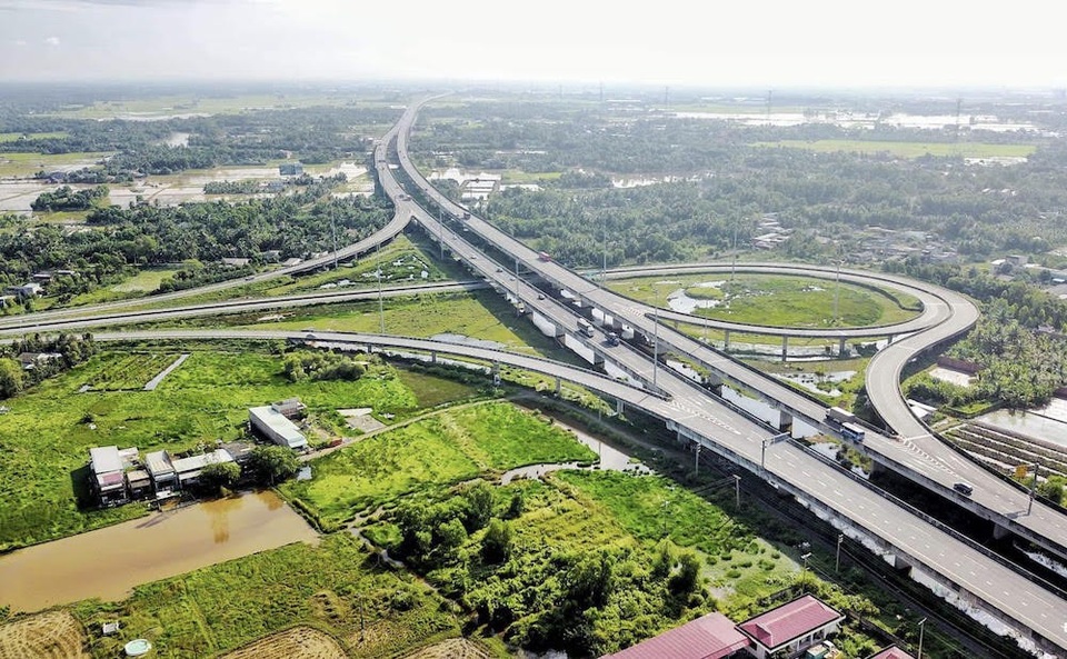 Long An: "Đất lành, chim đậu" của các dự án bất động sản - 1 Hạ tầng hoàn thiện tạo cú hích cho thị trường BĐS Long An