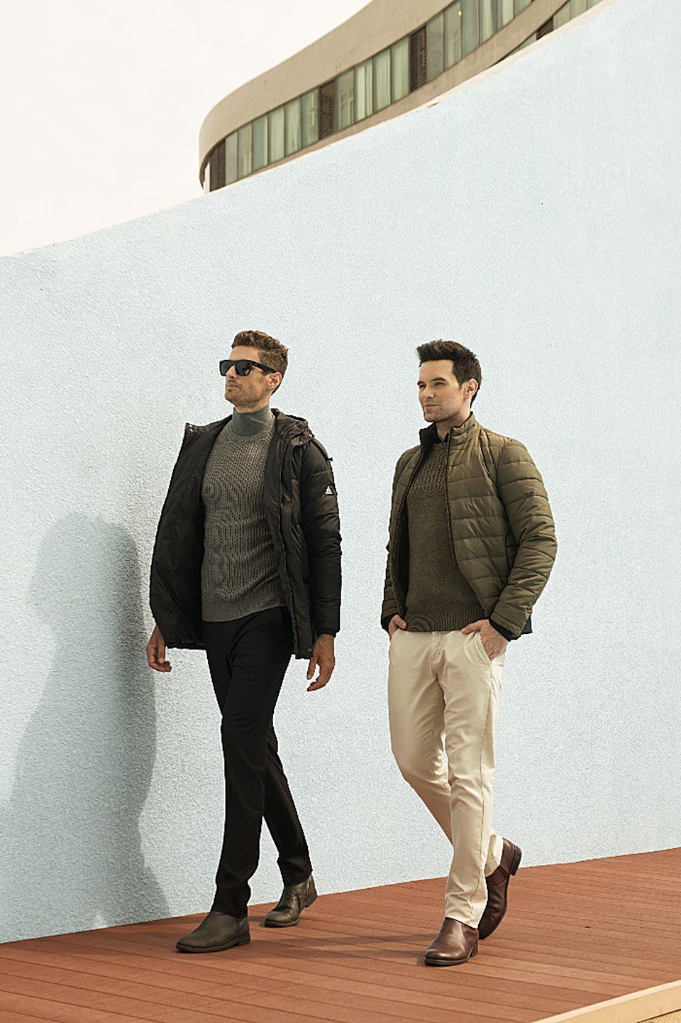 Thu Đông 2018 - Bữa tiệc thời trang giàu cảm hứng “Smart Casual” - 4
Outfit hoàn hảo vừa thời trang lại vừa có thể đối phó với thời tiết lạnh