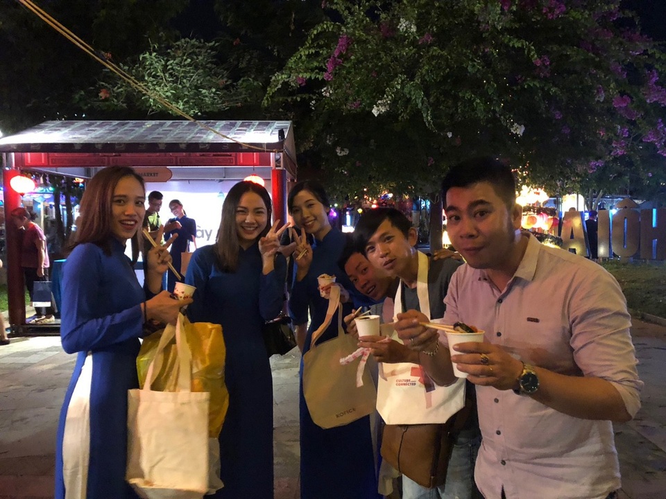 Giới trẻ Hội An háo hức trải nghiệm ẩm thực Hàn Quốc - 6 Giới trẻ Hội An háo hức trải nghiệm ẩm thực Hàn Quốc - 6