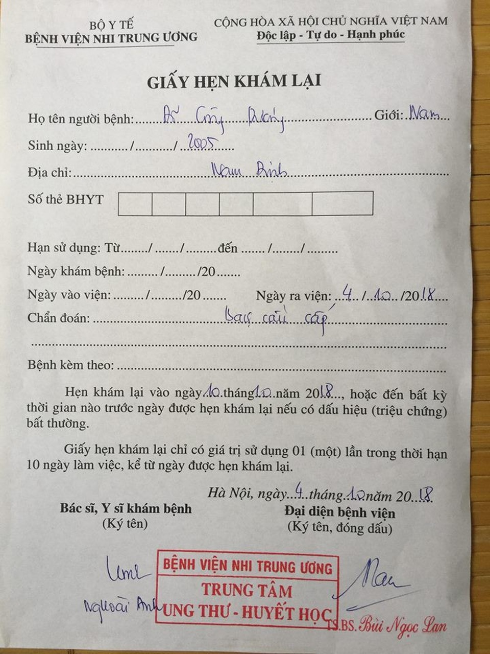 Dương được xác định bị bạch cầu cấp.