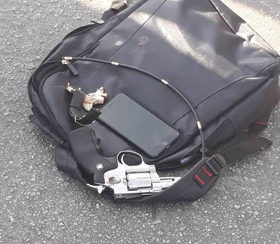 Lực lượng chức năng thu giữ 1 khẩu súng