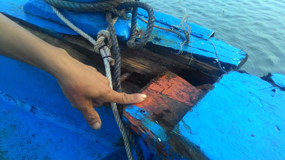 Tàu cá Quảng Nam bị đâm hỏng ở vùng biển Hoàng Sa - 1 Một tàu cá của ngư dân Quảng Nam bị đâm hư hỏng ở mạn. (Ảnh minh hoạ)