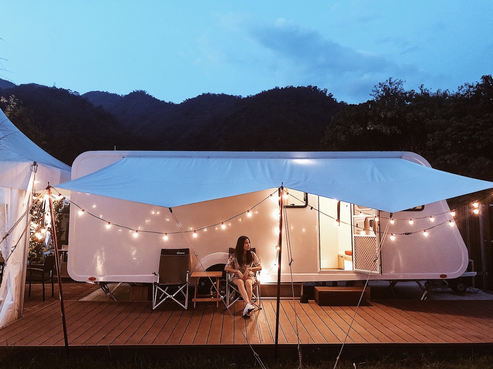 Chia sẻ về chuyến đi, Diễm My cho biết, bản thân cô là một người mê xê dịch, muốn trải nghiệm, khám phá nhiều nơi.