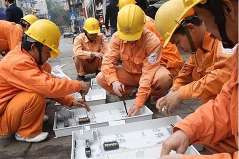 Cách tính giá điện mới từ 26/10: Ai là người hưởng lợi? - 1
Từ 26.10, cách tính giá điện mới sẽ giúp các chủ nhà trọ và người thuê nhà trả tiền điện minh bạch và công bằng hơn. Ảnh: PV