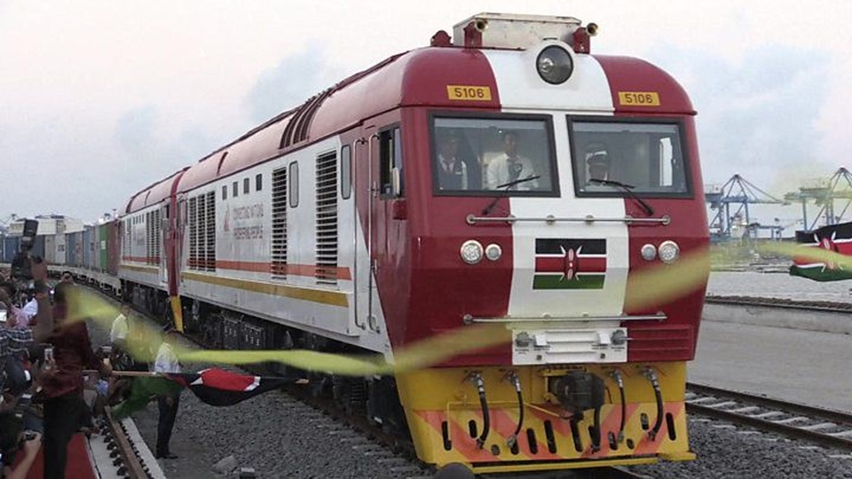 Hệ lụy xã hội từ các dự án đầu tư của Trung Quốc tại Kenya - 3 Đường sắt hữu nghị Trung Quốc và Kenya (Ảnh minh họa: BBC)