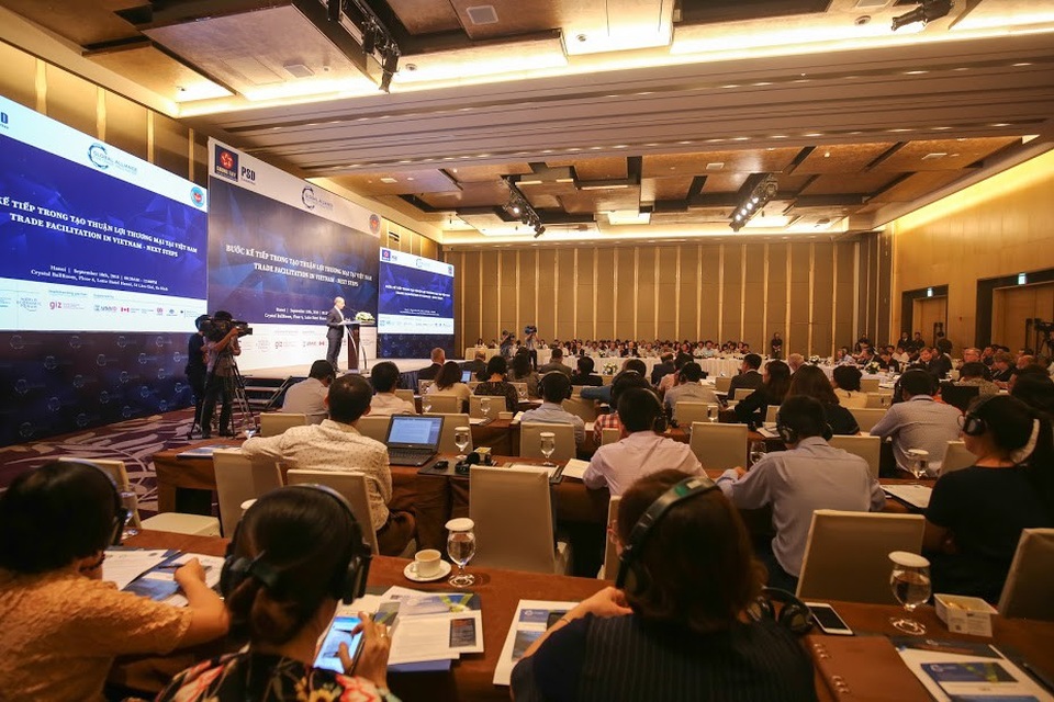 Bài học cho Việt Nam từ mô hình bảo lãnh thông quan của Mỹ - 2 Bài học cho Việt Nam từ mô hình bảo lãnh thông quan của Mỹ - 2