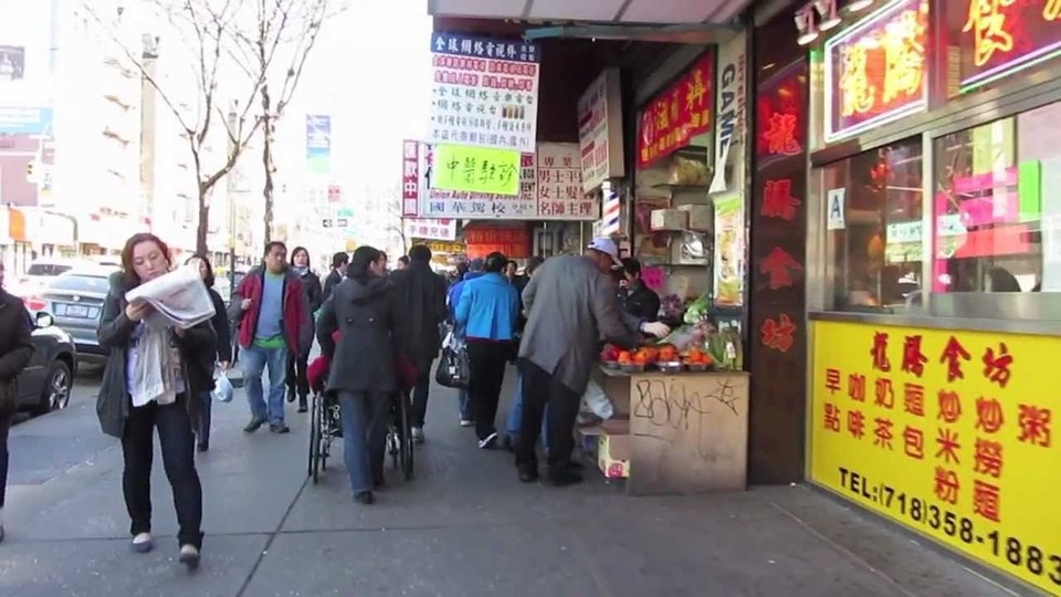 Bi kịch của những cô gái Trung Hoa khi "giấc mơ Mỹ" tan tành - 2
Một góc Chinatown ở quận Queens, New York, Mỹ