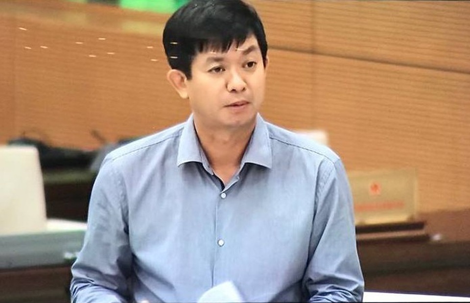 Đại diện Bộ Văn hoá, Thể thao & Du lịch giải trình tại phiên thảo luận