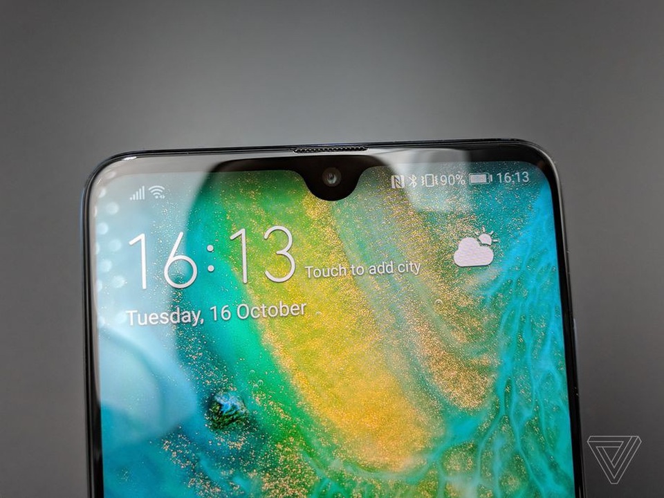Huawei trình làng Mate 20 và 20 Pro - Màn hình cong, cấu hình “khủng” , 4 camera - 10 Cận cảnh camera trước và loa thoại trên Mate 20