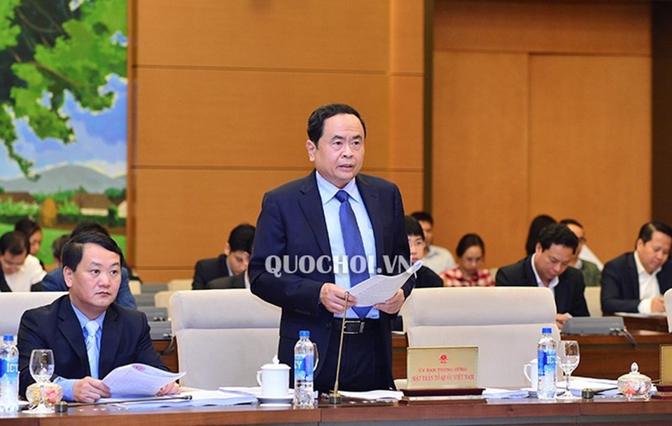 Cử tri đề nghị tăng cường thanh tra việc xuất bản sách giáo khoa, tránh "độc quyền" - 1 Chủ tịch UB TƯ Mặt trận tổ quốc Việt Nam báo cáo tổng hợp ý kiến, kiến nghị cử tri trước UB Thường vụ Quốc hội