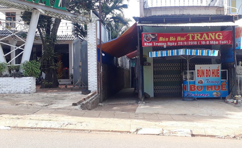 Khởi tố đối tượng đòi bảo kê quán bún, đập phá đồ của chủ quán - 1 Quán nơi xảy ra vụ việc