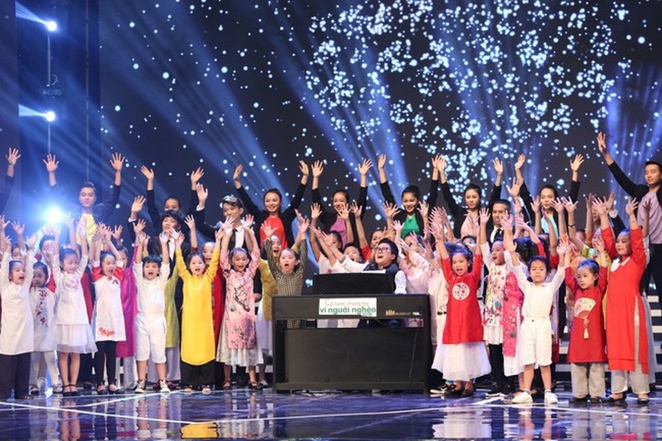 Vietnam Airlines ủng hộ Quỹ Vì người nghèo 300 triệu đồng - 1 Vietnam Airlines ủng hộ Qũy Vì người nghèo 300 triệu đồng