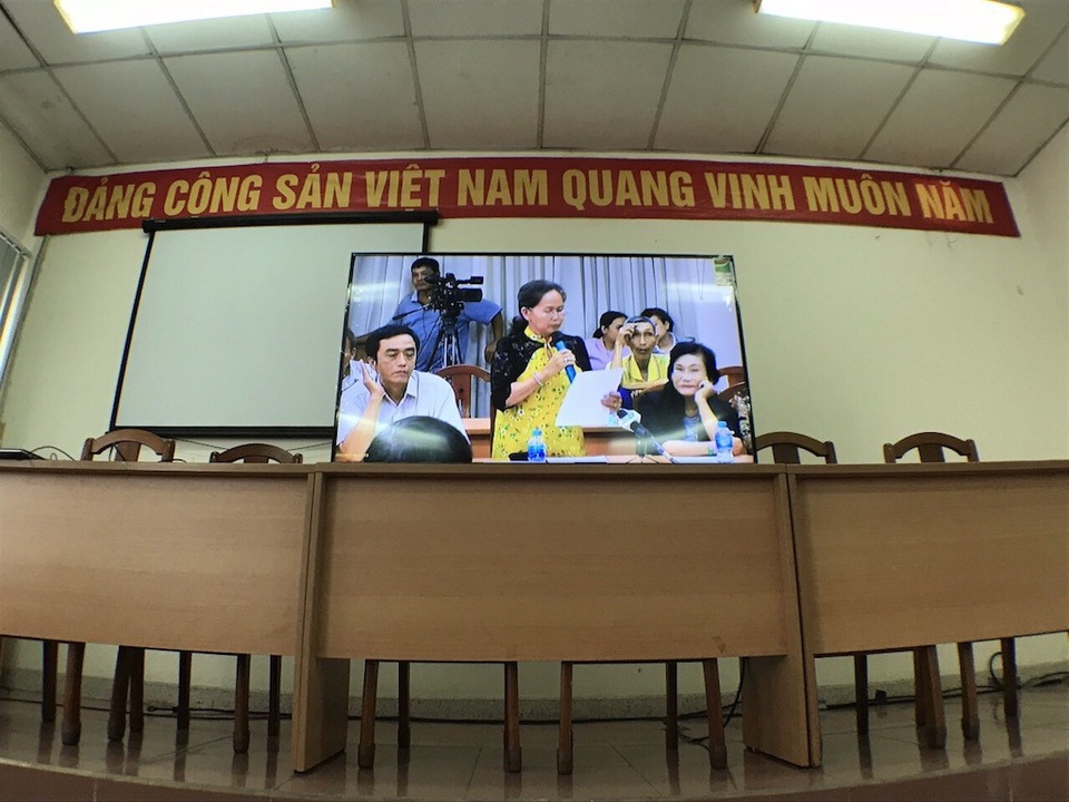 Chủ tịch TPHCM xin lỗi người dân Thủ Thiêm - 1 Người dân mong muốn được quay về nơi ở cũ, không di dời, hoán đổi đất