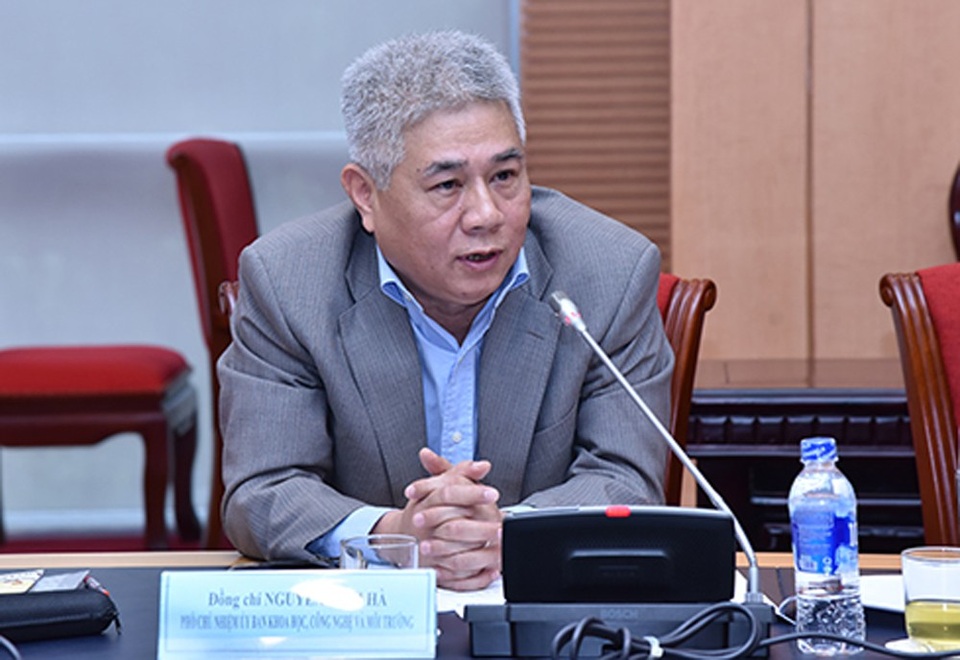 Phải coi thuốc bảo vệ thực vật là hàng hóa đặc biệt, kiểm soát chặt chẽ - 3 Ông Nguyễn Vinh Hà - Phó chủ nhiệm Ủy ban Khoa học, Công nghệ và Môi trường của Quốc hội.