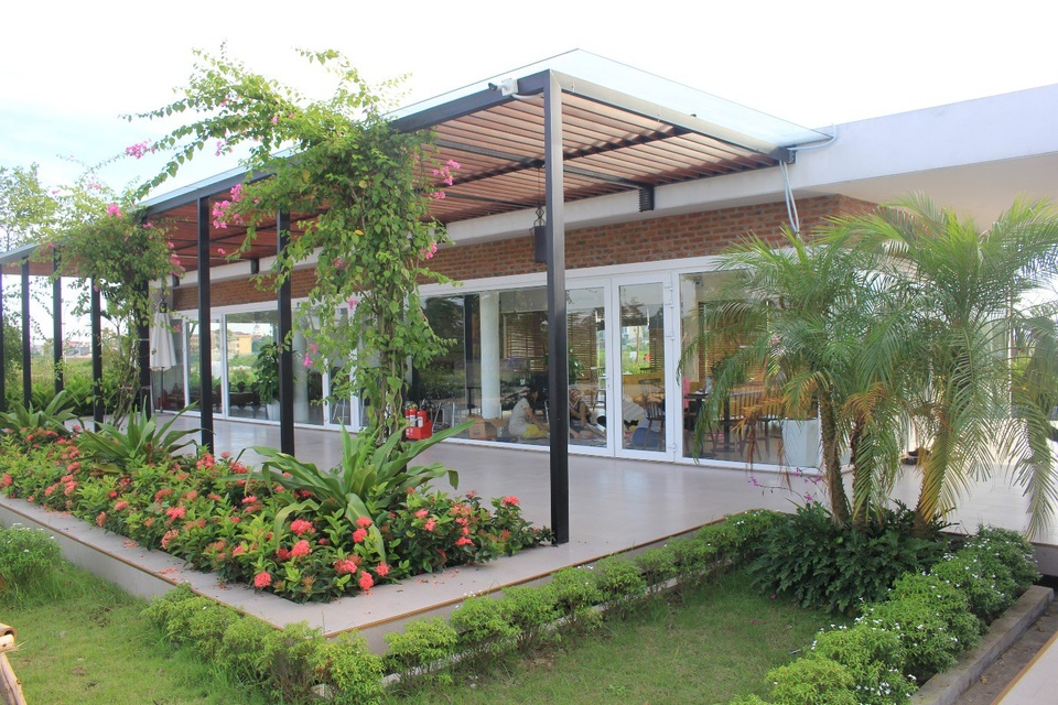 Apec Đa Hội - Từ mảnh đất rác thành "khu công nghiệp resort" - 3 “Hoa” đã nở trên mảnh đất “rác” ngày nào.