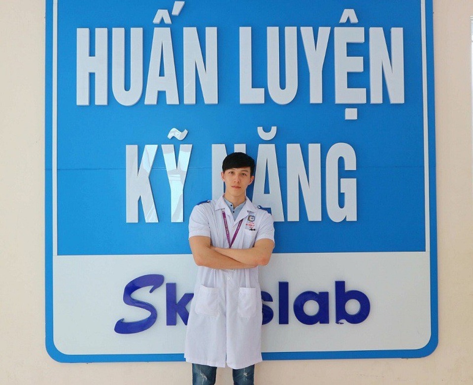 Vẻ điển trai của nam sinh trường Y mang 3 dòng máu Việt - Hoa - Pháp - 4 Ước mơ từ nhỏ của Hoài là trở thành một bác sĩ, đây cũng là mong muốn của gia đình nên thôi thúc 9x thi đỗ vào trường ĐH Y Dược Cần Thơ.