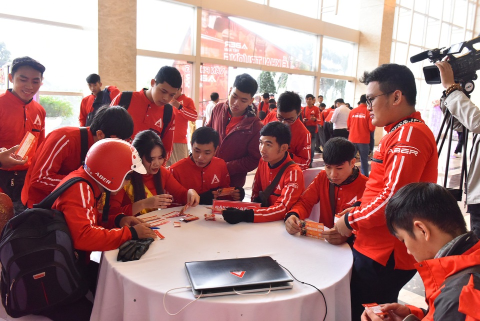 Thêm một ứng dụng gọi xe ưu việt do người Việt sáng lập - 2 Thêm một ứng dụng gọi xe ưu việt do người Việt sáng lập - 2