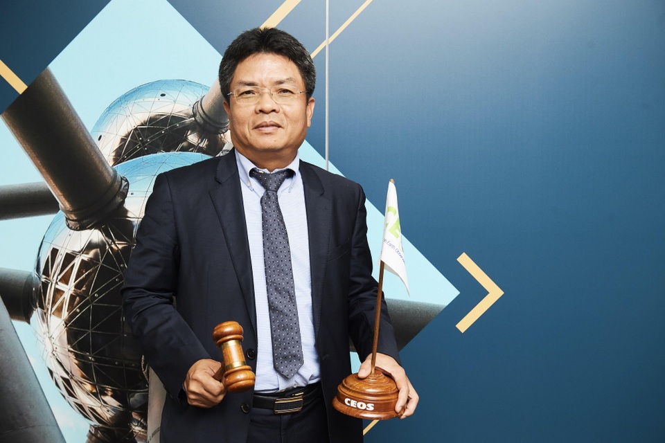 Việt Nam đảm nhận vị trí Chủ tịch Ủy ban Vệ tinh quan sát Trái Đất 2019 - 1
PGS.TS Phạm Anh Tuấn - Tổng Giám đốc Trung tâm Vũ trụ Việt Nam (VNSC) trực thuộc Viện Hàn Lâm Khoa học và Công nghệ Việt Nam - đã đại diện cho Việt Nam đón nhận vị trí Chủ tịch Ủy ban Vệ tinh quan sát Trái Đất 2019 – CEOS Chair 2019.