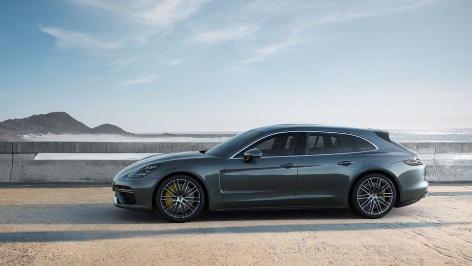 Porsche ra phiên bản GTS mới cho dòng Panamera - 14 Porsche ra phiên bản GTS mới cho dòng Panamera - 14
