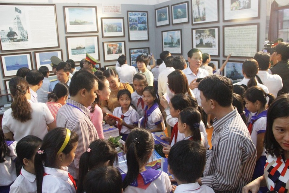 Trưng bày hàng trăm tư liệu lịch sử, bản đồ về Hoàng Sa, Trường Sa - 4