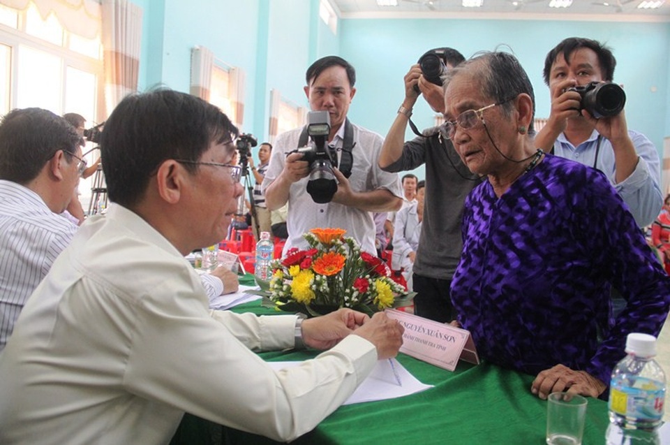 Phó chủ tịch, cán bộ địa chính xã lấn chiếm đất công - 3
Những sai phạm, bất cập diễn ra tại xã Mỹ An khiến người dân bức xúc.