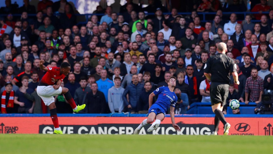 Chelsea 2-2 Man Utd: Kịch tính phút bù giờ - 2