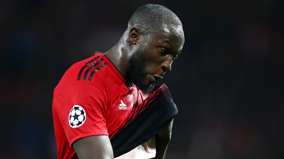 Ba điều người hâm mộ Man Utd kỳ vọng ở đại chiến với Chelsea - 2 Romelu Lukaku cần phải cải thiện phong độ và tinh thần thi đấu của mình