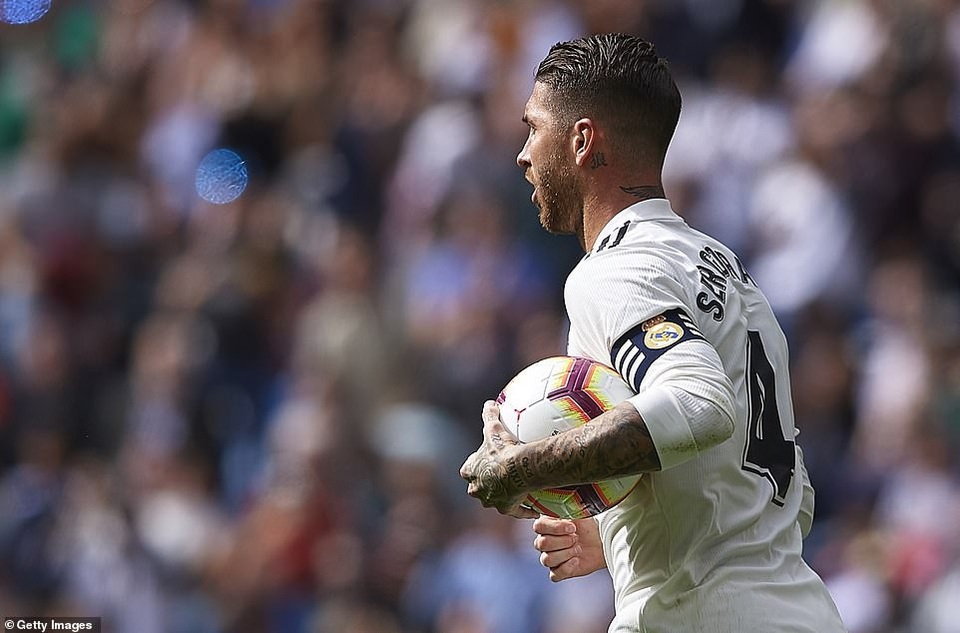 Real Madrid 1-2 Levante: Thất bại cay đắng - 11 Real Madrid 1-2 Levante: Thất bại cay đắng - 11