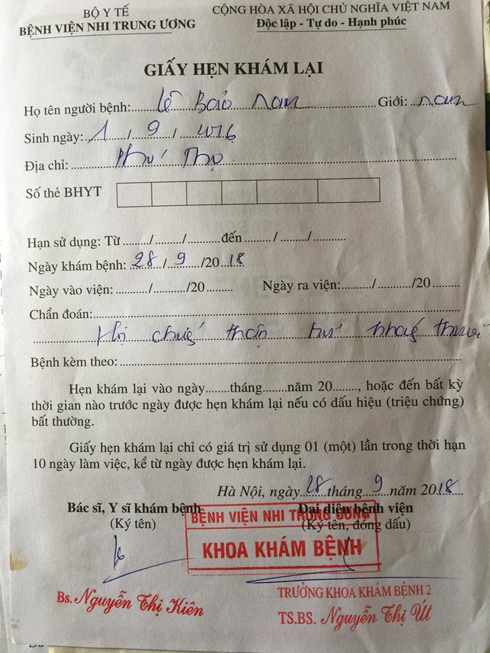 Xót lòng nhìn bé 2 tuổi khóc vật vã vì bị thận hư kháng thuốc - 2 Giấy tờ xác nhận bệnh án của Bảo Nam.