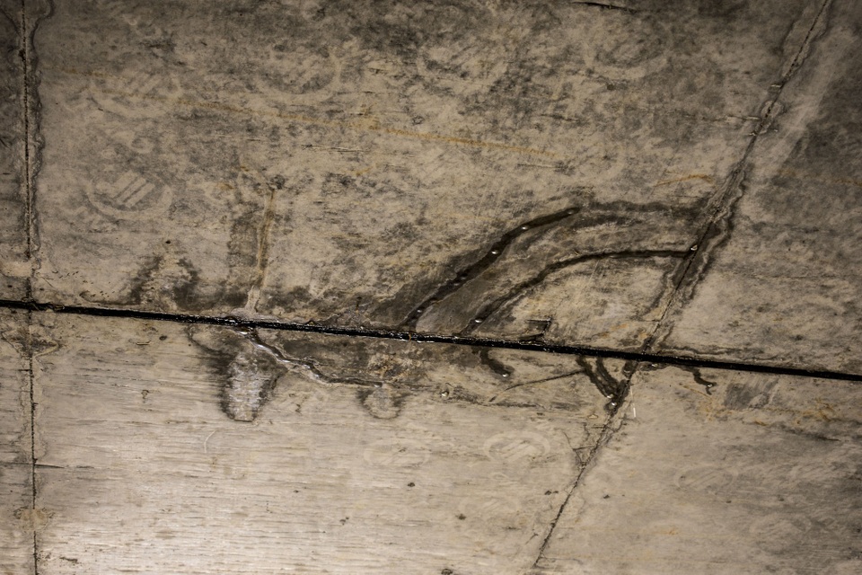 Cận cảnh đoạn cao tốc Đà Nẵng - Quảng Ngãi bị thấm nước - 3