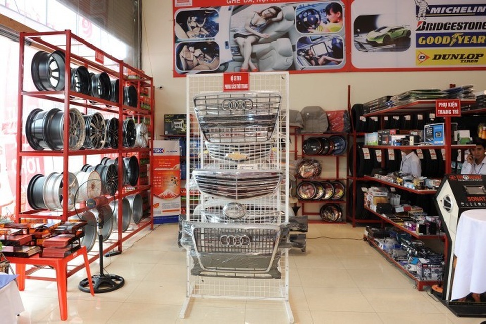 Linh kiện ô tô Thái đang khiến hàng Trung Quốc "khó ở" tại Việt Nam - 1 Không chỉ xâm nhập bằng xe nguyên chiếc, người Thái đang tấn công thị trường linh phụ kiện xe hơi, để đấu sản phẩm Trung Quốc tại Việt Nam