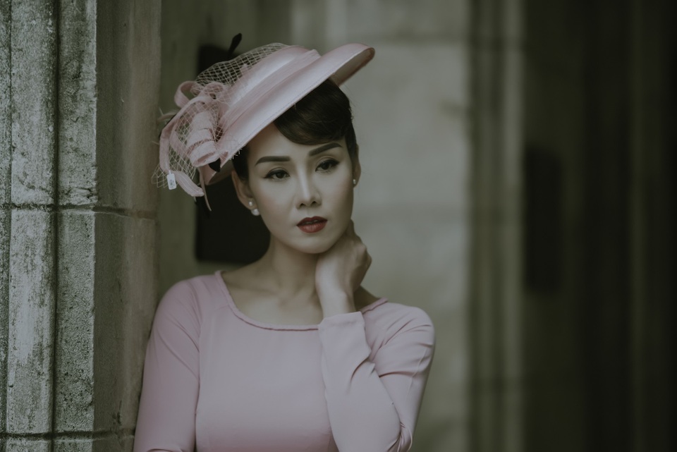 
Sap Xa tâm sự, cô luôn xác định, người phụ nữ dù thế nào cũng cần độc lập tài chính và giành thế chủ động trong quan hệ với đàn ông. Đây đã trở hành phương châm sống của cựu người mẫu và cũng điều cô luôn nhắn nhủ, dạy bảo những đứa con của mình.
