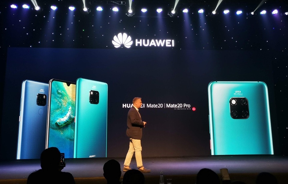 Smartphone 3 camera Huawei Mate 20 Pro chính thức ra mắt, giá 21,9 triệu đồng - 2 Smartphone 3 camera Huawei Mate 20 Pro chính thức ra mắt, giá 21,9 triệu đồng - 2