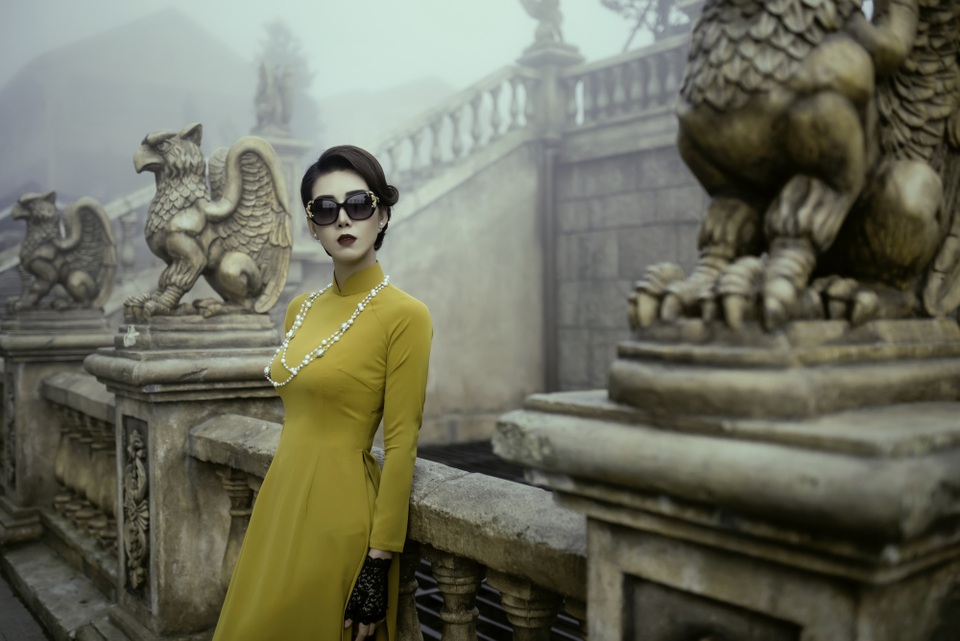 
Qua hai lần đổ vỡ hôn nhân nhưng Sao Xa xác định rằng, cô không bao giờ đóng cửa trái tim hay nhìn những khổ đau quá khứ mà khép cánh cửa tương lai. Nếu việc kết hôn tốt hơn cho cuộc sống của cô và các con thì tại sao không. Còn nếu nó chỉ mang lại sự mệt mỏi và khó khăn hơn thì không cần thiết.
