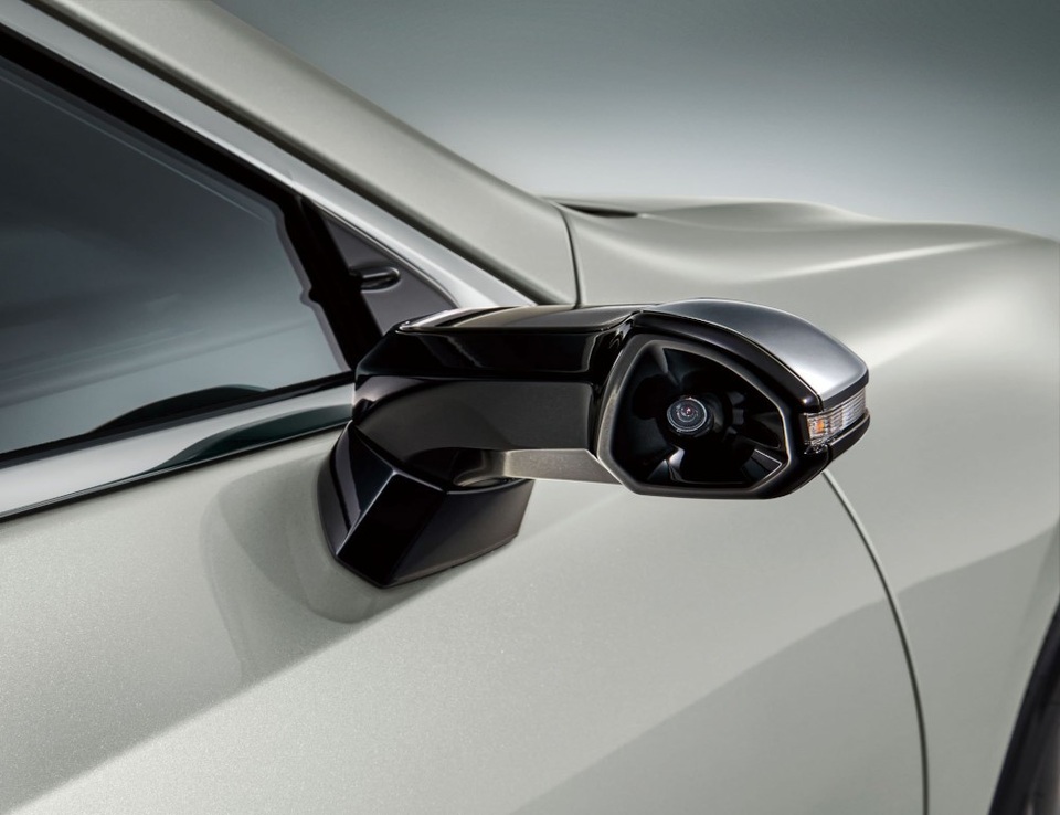 Lexus ES thế hệ mới ra mắt tại Nhật không có gương cửa - 3 Lexus ES thế hệ mới ra mắt tại Nhật không có gương cửa - 3