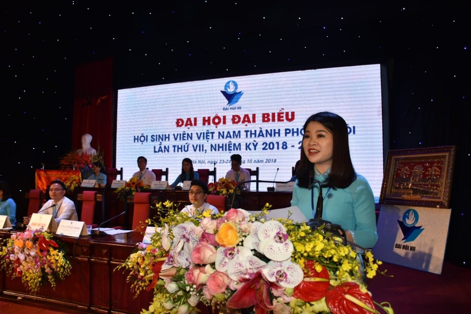 Phó Bí thư Thành Đoàn, Chủ tịch Hội Sinh viên TP Hà Nội Chu Hồng Minh khai mạc Đại hội (Ảnh: Vương Đức)