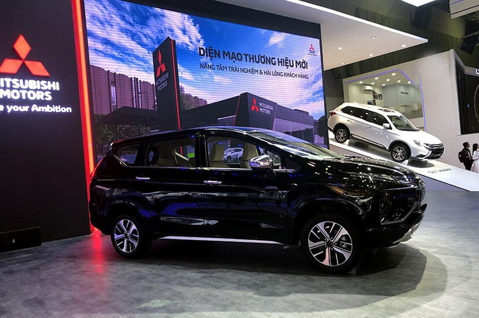 Khai mạc triển lãm ôtô lớn nhất Việt Nam - Cuộc phô diễn của các dòng xe nhập khẩu - 4
Mitsubishi phô diễn toàn bộ các mẫu xe theo phong cách thiết kế mới nhất tại VMS 2018