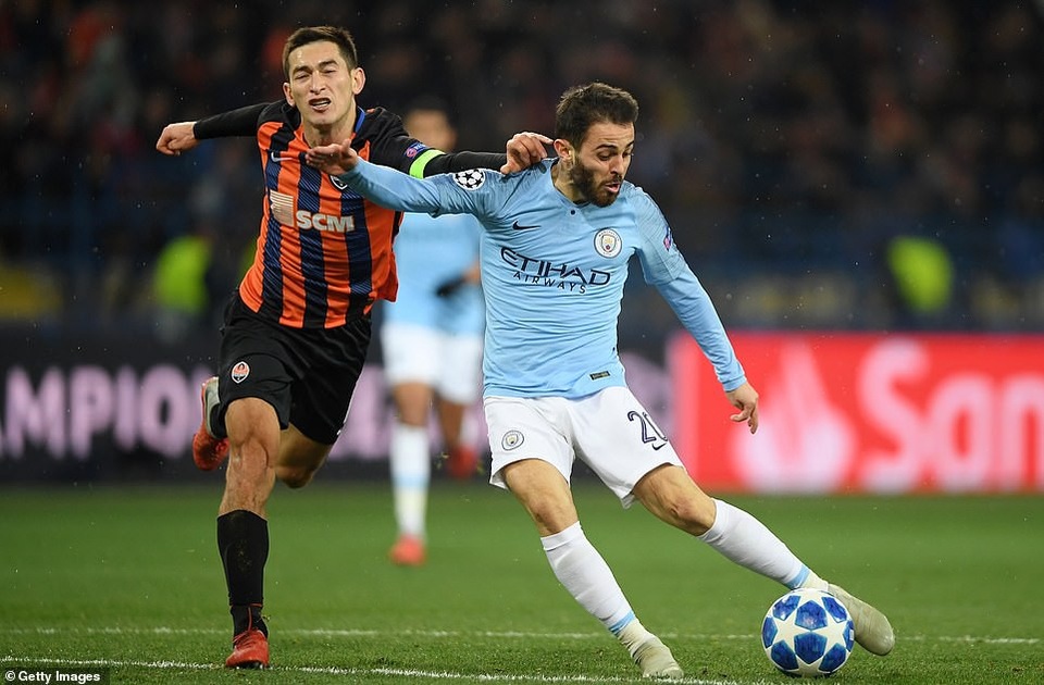 Man City thắng tưng bừng trên sân của Shakhtar - 4
Một pha dứt điểm của Bernardo Silva