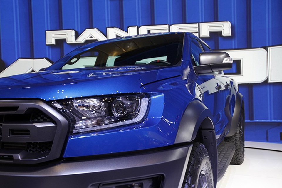Ford Ranger Raptor chốt giá gần 1,2 tỉ đồng - 8 Ford Ranger Raptor chốt giá gần 1,2 tỉ đồng - 8